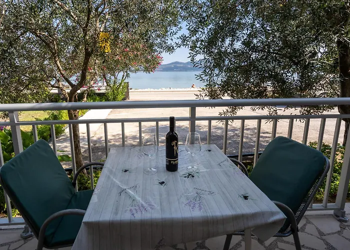 Mediterranean Seaside - Deak Drace