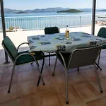 Apartment Mediterranean Seaside - Deak *