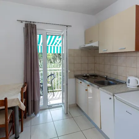 Mediterranean Seaside - Deak