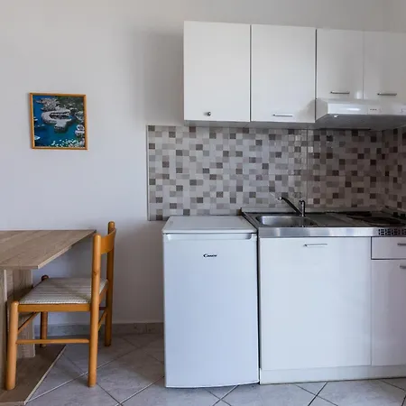 Mediterranean Seaside - Deak