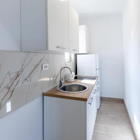 Mediterranean Seaside - Deak Apartman *