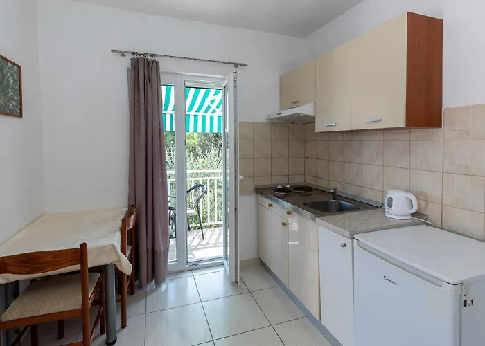 Mediterranean Seaside - Deak