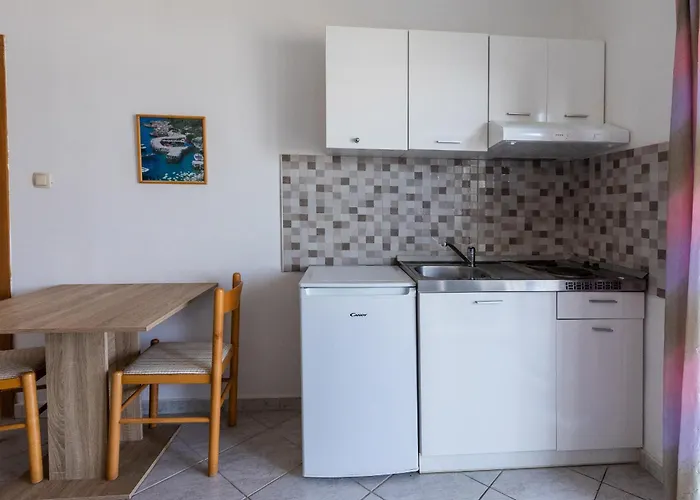 Mediterranean Seaside - Deak