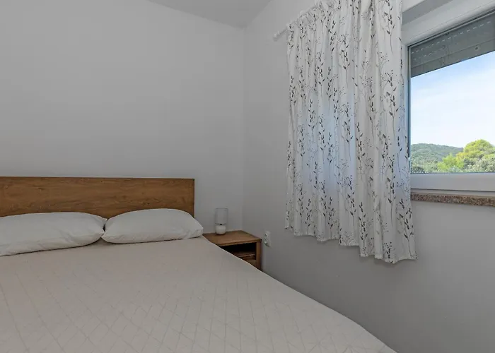 Mediterranean Seaside - Deak *