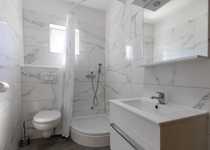 Mediterranean Seaside - Deak דירה *